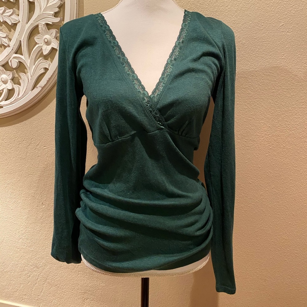 Express long sleeve size L